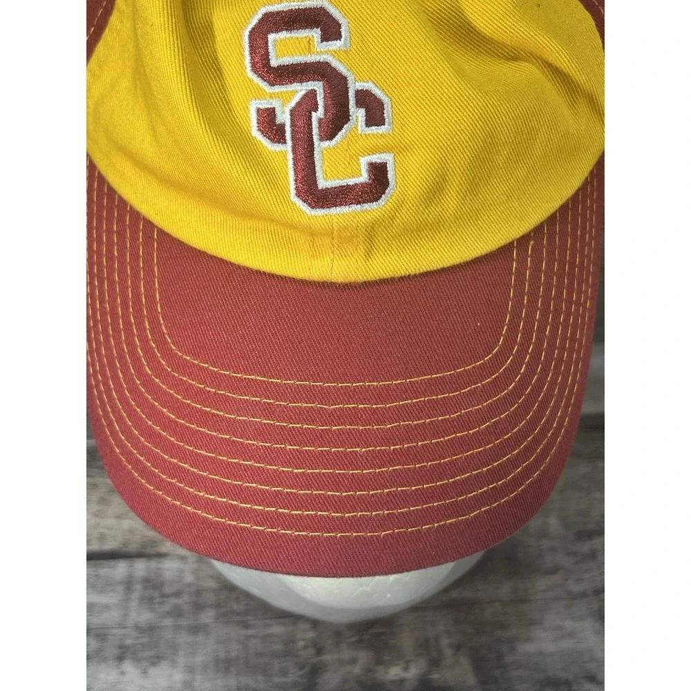 Nike NCAA University Of South California Hat‎ Adjustable USC Red Yellow